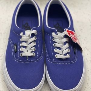 Vans Era Retro Sport.  Color: Royalbltwht.  Size 6.5 men / 8 women